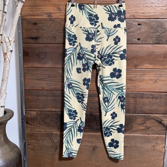 Beyond Yoga Olympus Floral Sunrise High Waisted Floral Yellow Leggings - Picture 2 of 6